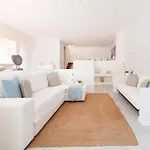 Villa Dos Lirios - Blue Sea