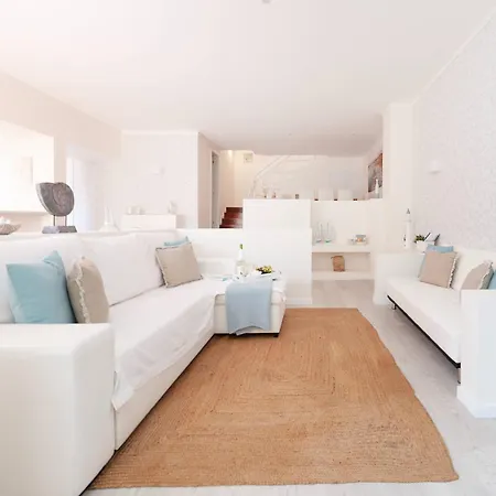 Villa Dos Lirios - Blue Sea *